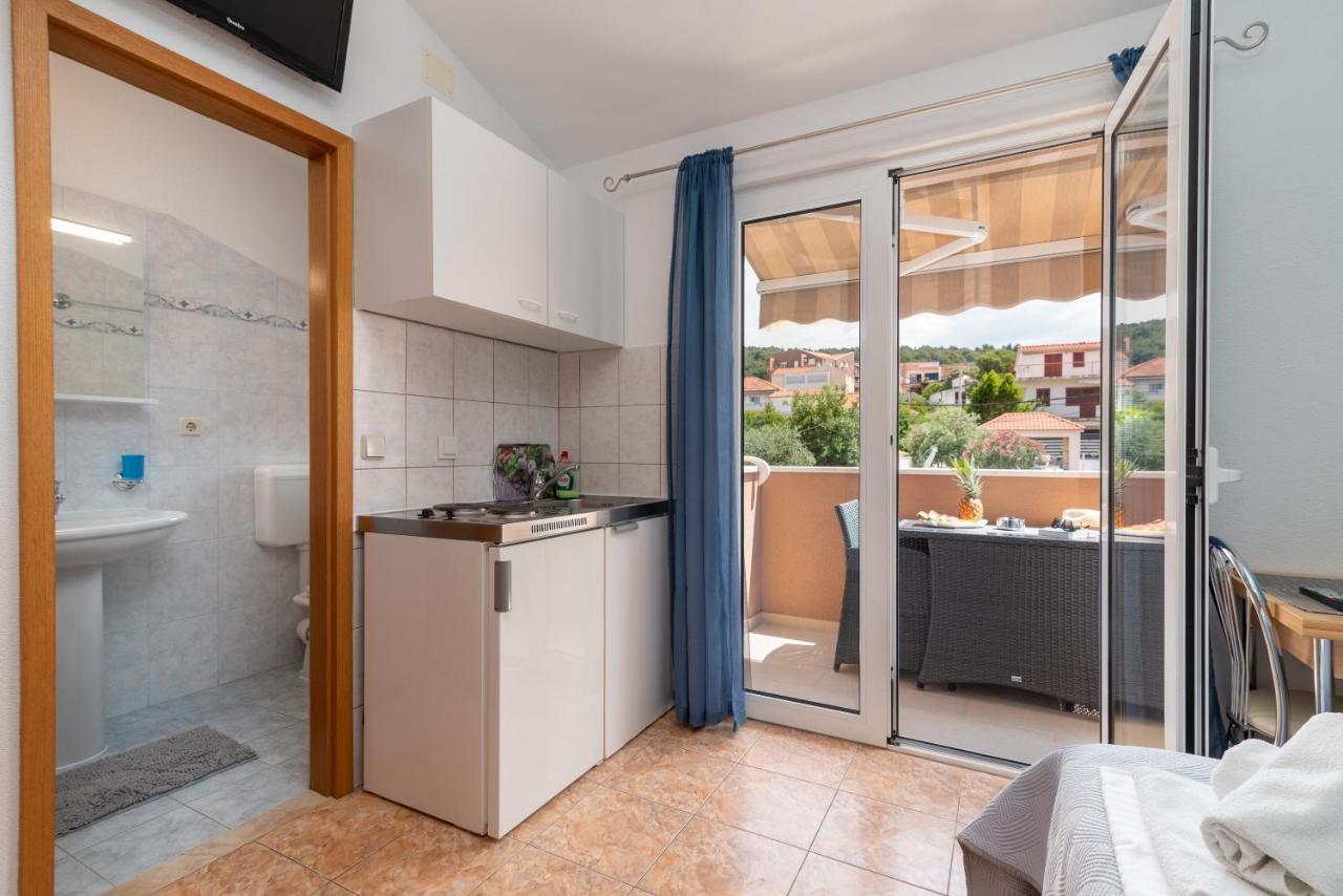 Apartments Villa Magdalena Trogir Exteriör bild
